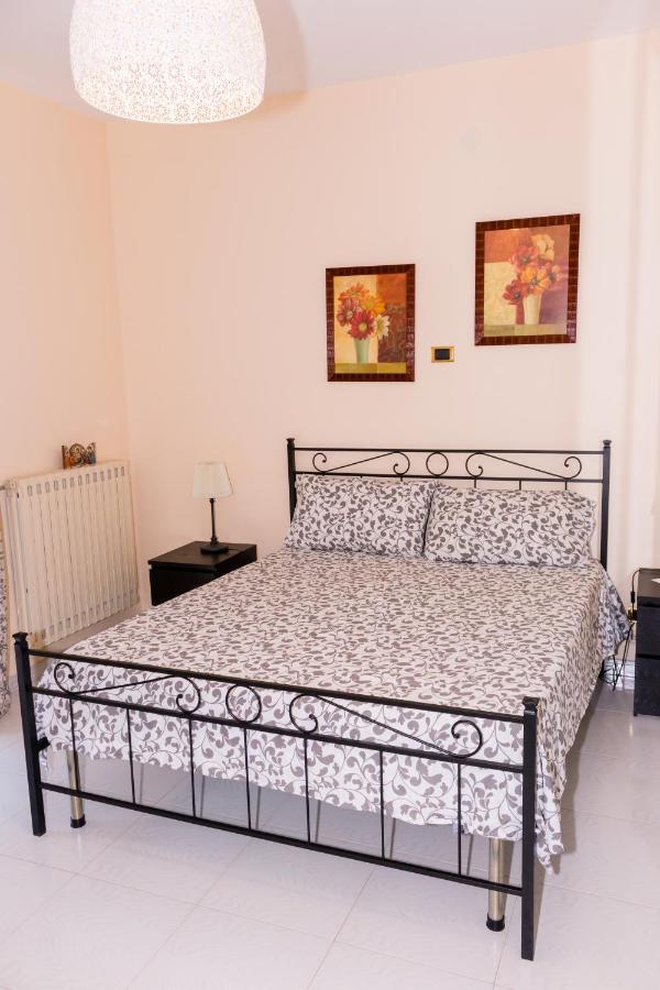 La Casa Di Bia Bed & Breakfast Corleone Ngoại thất bức ảnh